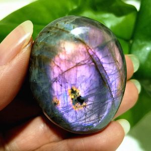 Natural Purple & Yellow Labradorite Crystal Palm Stone – Chakra Healing Gemstone for Meditation & Decor