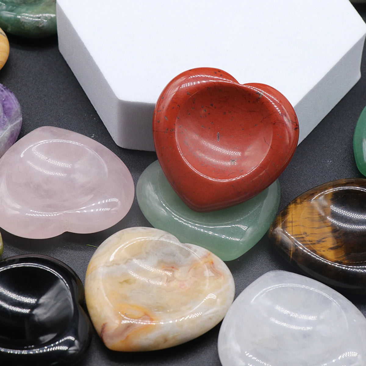 40mm Natural Crystal Heart Worry Stone – Healing Massage Tool & Jewelry Accessory - Image 6